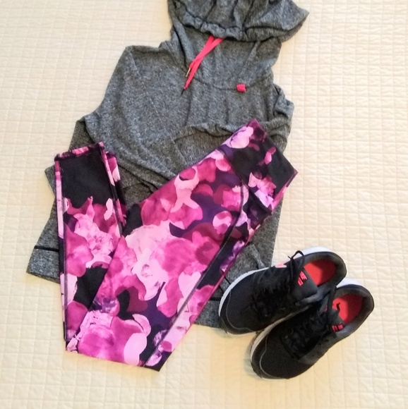 Fabletics Pants - Fabletics pink and black floral yoga pants